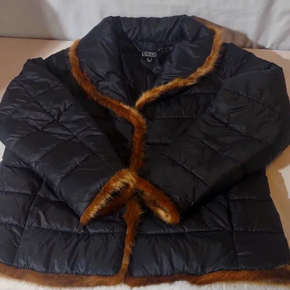 Dennis by Dennis Basso black quilted puffer jacket with faux fur trim EUC - Picture 16 of 16